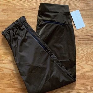 NWT Athleta Radient Jogger (6)